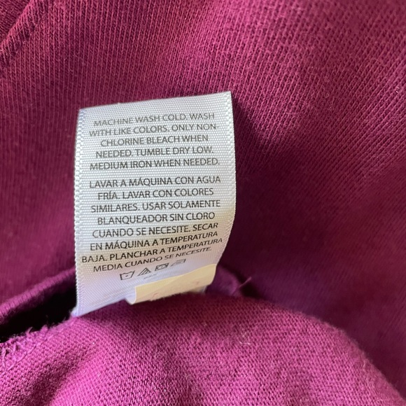 TERRA SKY V neck tee - Picture 7 of 8